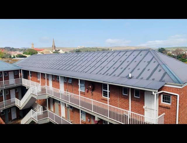 2 BEDROOM PROPERTY TO RENT IN KINGSWOOD